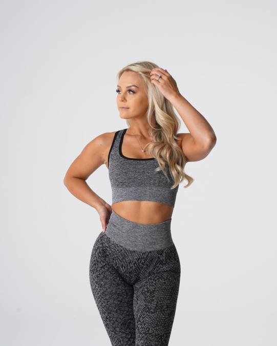 Women NVGTN Black Speckled Fitness Snakeskin Eclipse Seamless Bra NV6T215